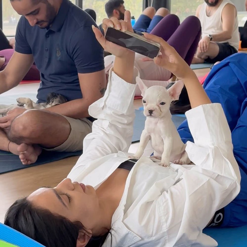puppy yoga 2